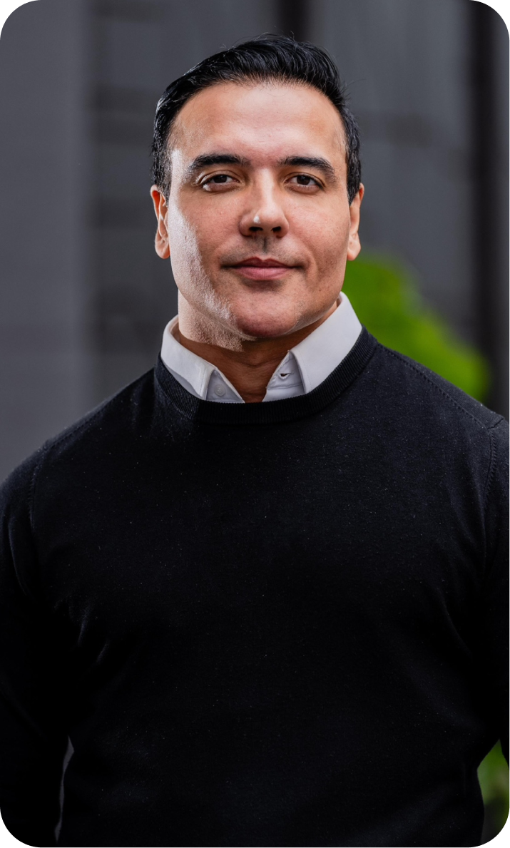 Dr. Gustavo Aquino